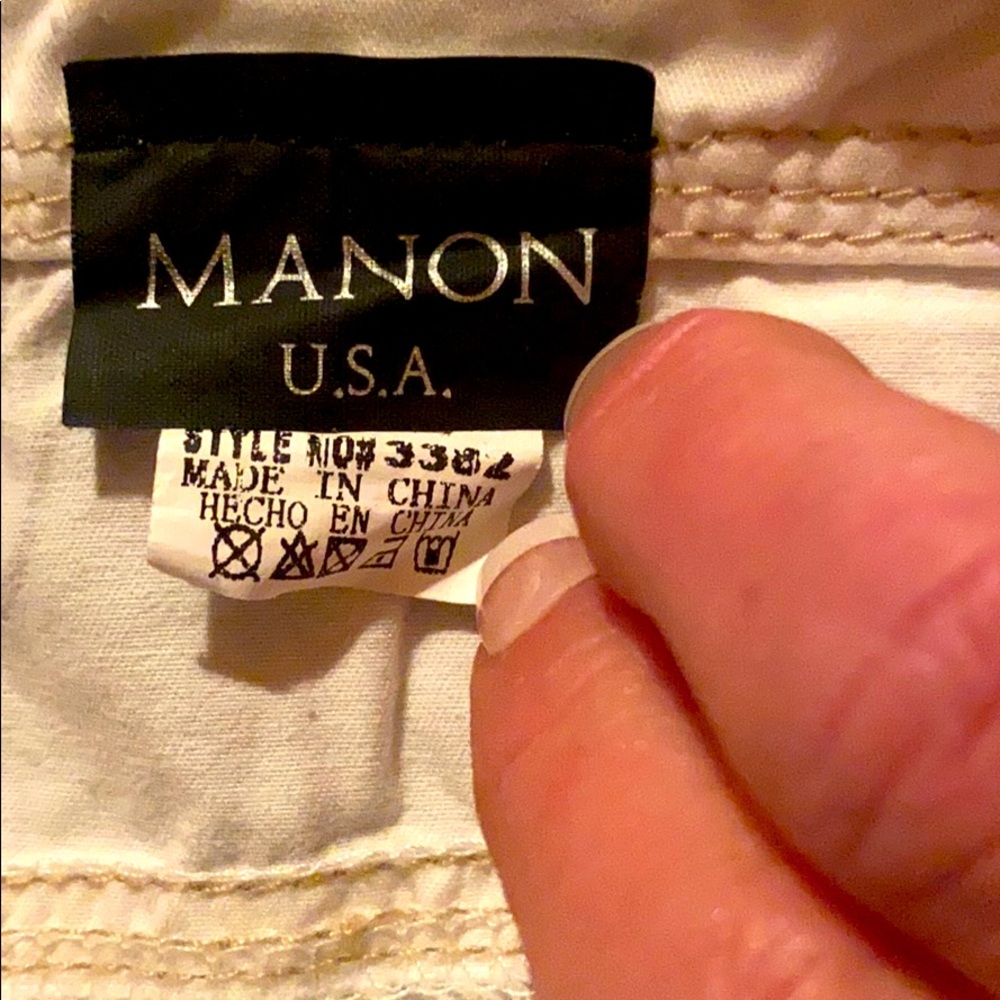 Very cute cargo pants off white and tan size M